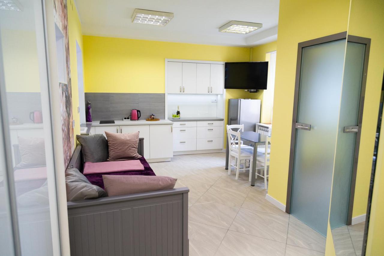 Apartament Przy Rynku Островець-Свентокшиський Екстер'єр фото